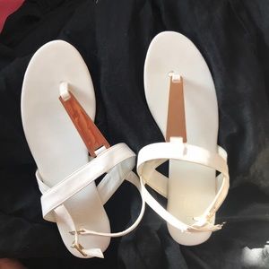 AZUL Gold White Sandals